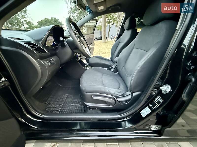 Седан Hyundai Accent 2012 в Одессе