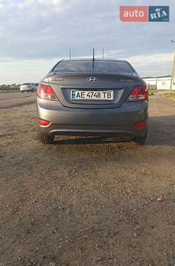 Седан Hyundai Accent 2013 в 