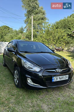 Седан Hyundai Accent 2013 в Борзне