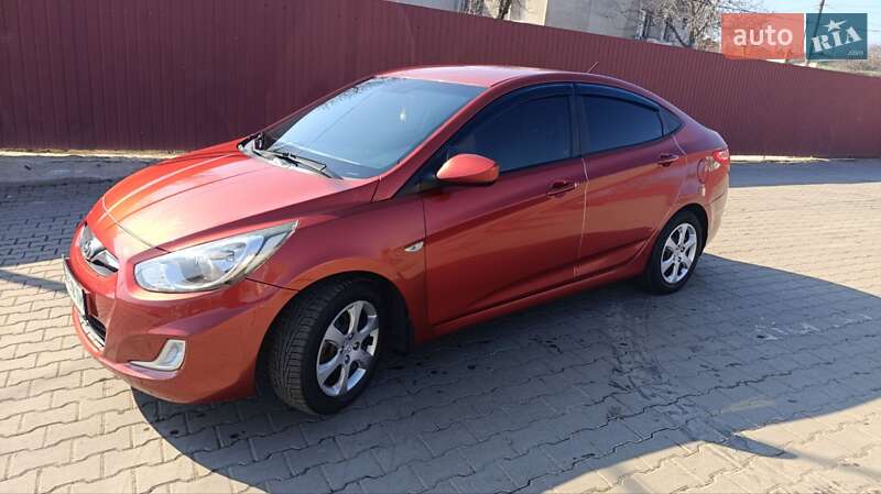 Хэтчбек Hyundai Accent 2013 в Одессе