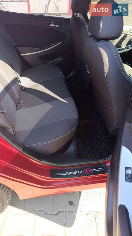 Хэтчбек Hyundai Accent 2013 в Одессе