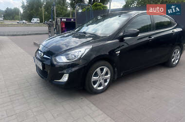 Седан Hyundai Accent 2011 в 