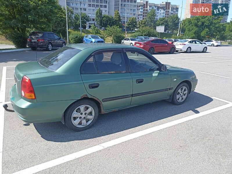 Седан Hyundai Accent 2005 в 
