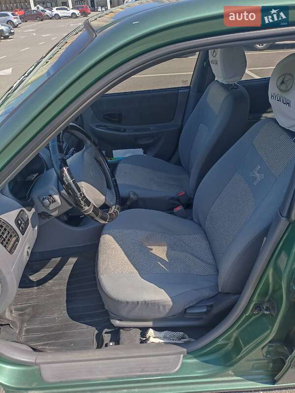 Седан Hyundai Accent 2005 в Києві