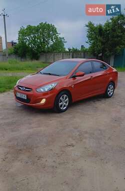 Седан Hyundai Accent 2012 в Киеве