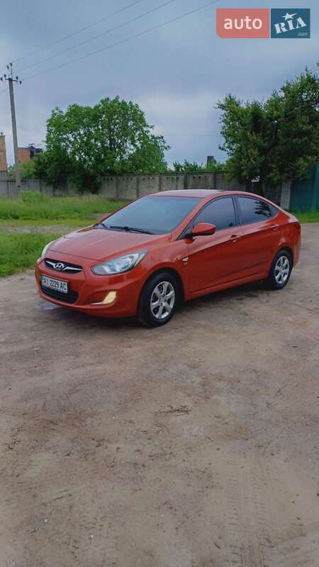 Седан Hyundai Accent 2012 в Киеве
