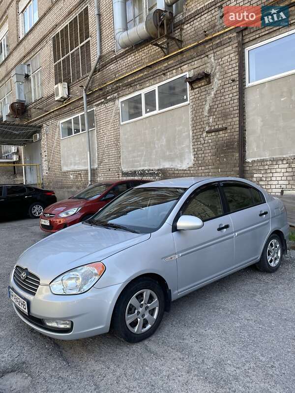 Седан Hyundai Accent 2008 в Запорожье