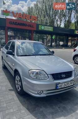 Седан Hyundai Accent 2005 в Кривом Роге