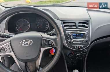 Седан Hyundai Accent 2016 в 