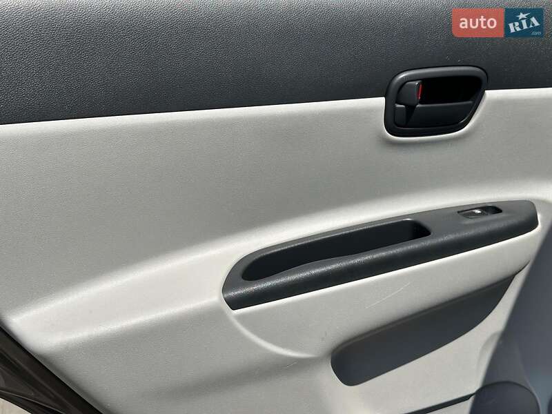 Седан Hyundai Accent 2008 в Одесі