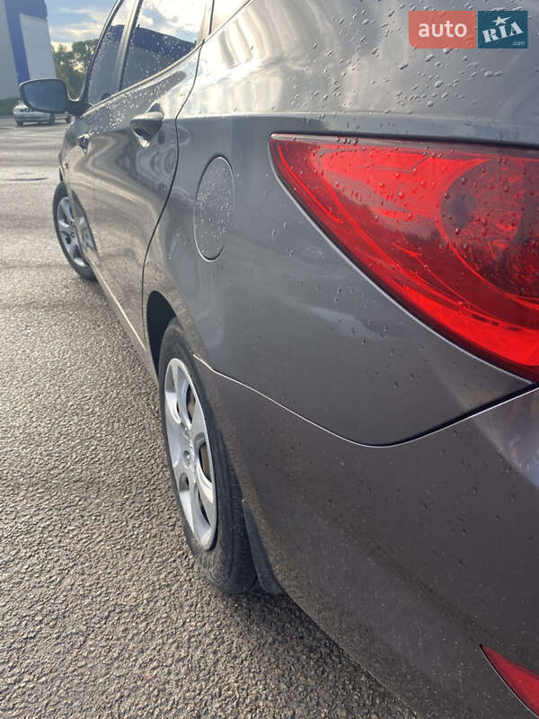 Седан Hyundai Accent 2011 в Днепре фото 17 Седан Hyundai Accent 2011 в Днепре