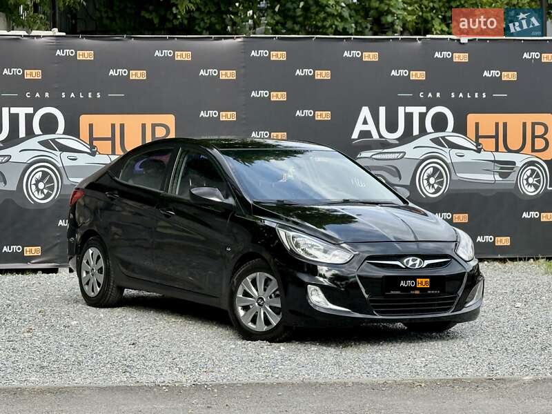 Hyundai Accent 2011