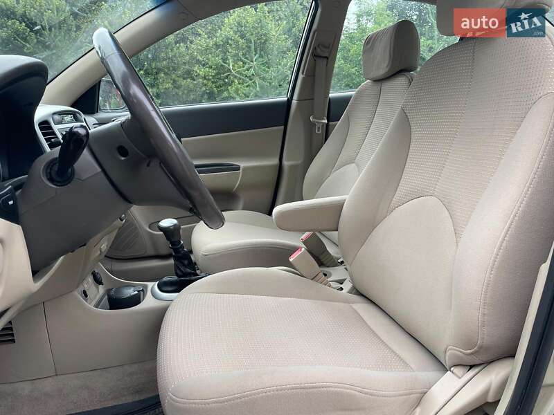 Седан Hyundai Accent 2007 в Киеве