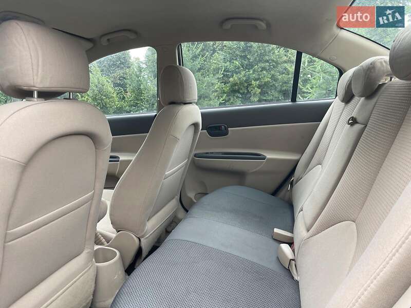 Седан Hyundai Accent 2007 в Киеве