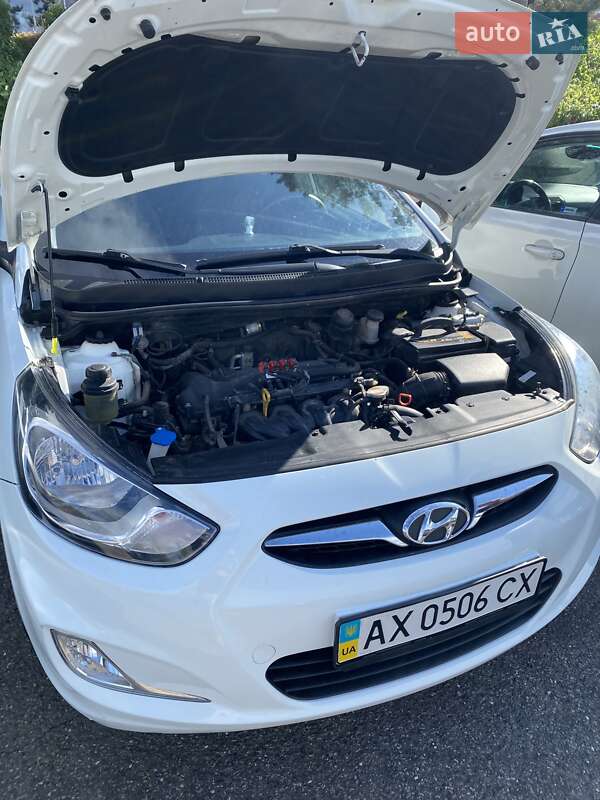 Хетчбек Hyundai Accent 2012 в Харкові