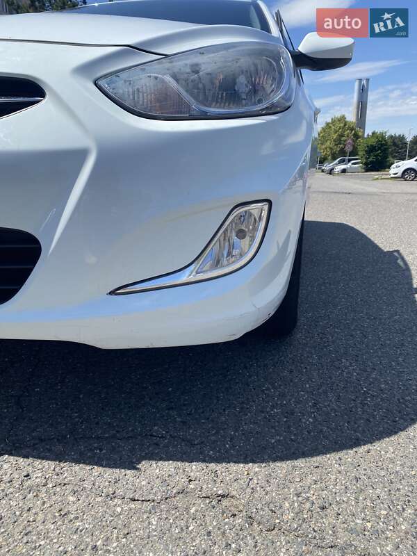 Хетчбек Hyundai Accent 2012 в Харкові