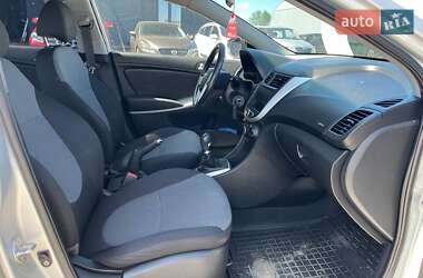Седан Hyundai Accent 2012 в 