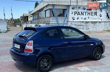 Хэтчбек Hyundai Accent 2008 в 