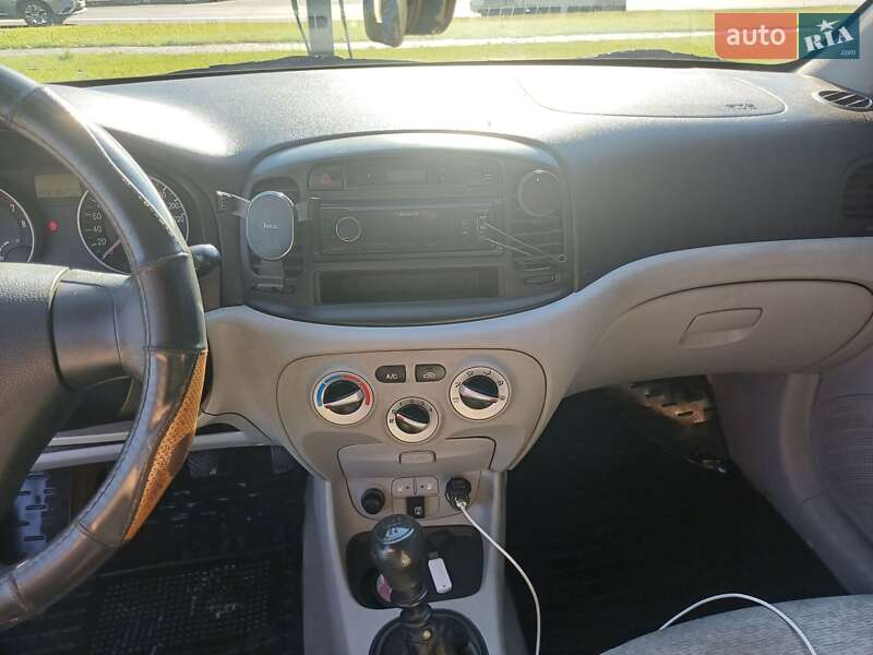 Седан Hyundai Accent 2007 в Харькове