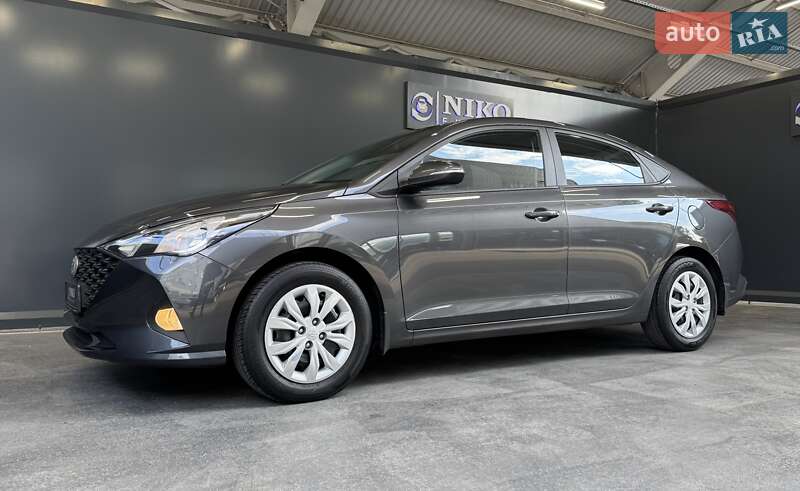 Седан Hyundai Accent 2021 в Киеве