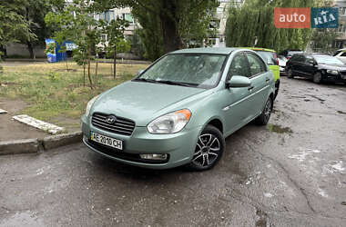 Седан Hyundai Accent 2008 в Днепре