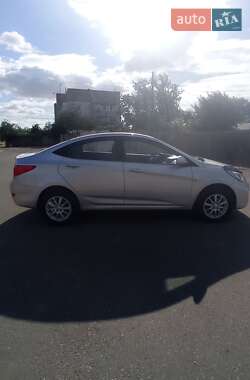 Седан Hyundai Accent 2011 в 