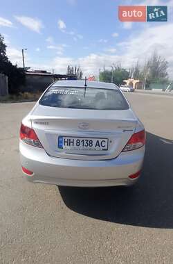 Седан Hyundai Accent 2011 в 