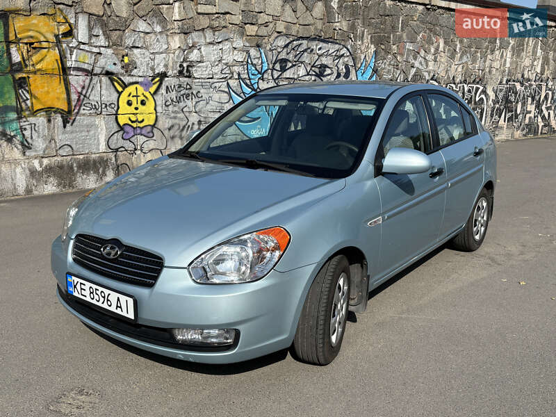 Hyundai Accent 2009