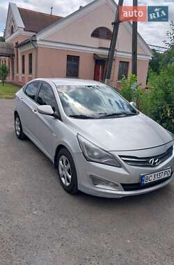 Седан Hyundai Accent 2012 в Городке