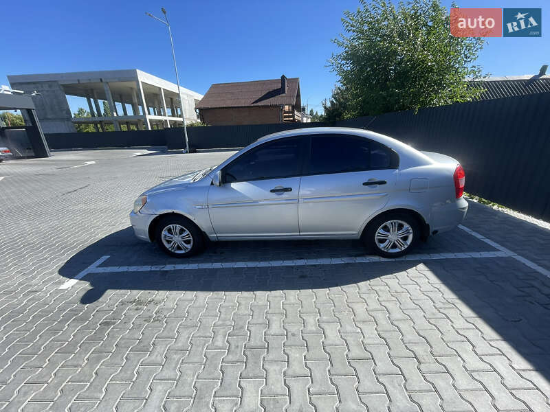 Седан Hyundai Accent 2008 в Виннице
