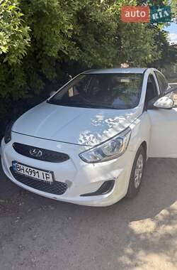 Седан Hyundai Accent 2019 в Одессе