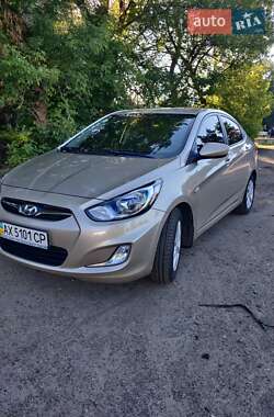 Седан Hyundai Accent 2012 в Богодухове