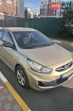 Седан Hyundai Accent 2012 в Ирпене