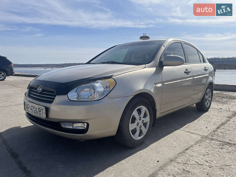 Седан Hyundai Accent 2009 в Запорожье