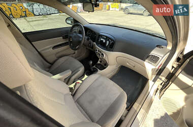 Седан Hyundai Accent 2009 в 