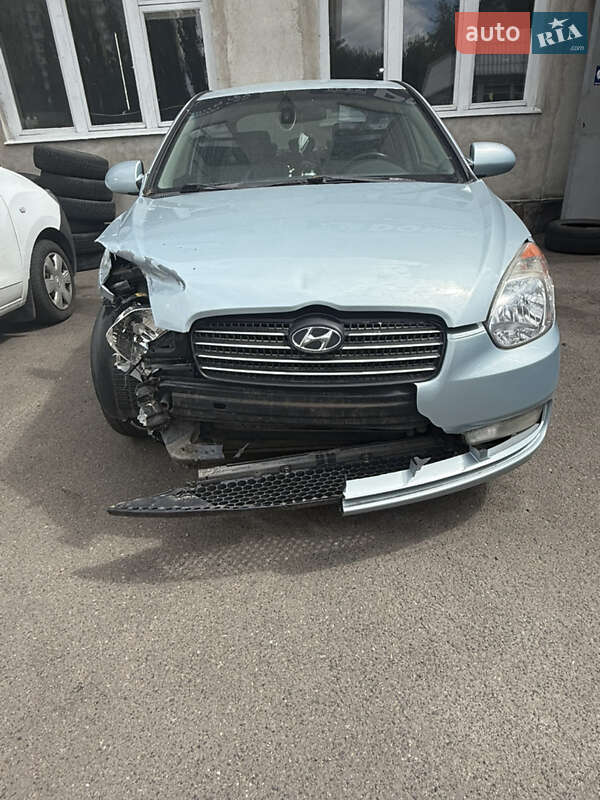 Седан Hyundai Accent 2007 в Киеве