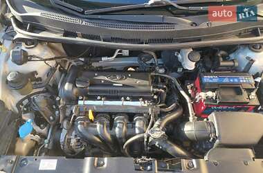 Седан Hyundai Accent 2011 в 