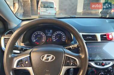 Седан Hyundai Accent 2011 в 