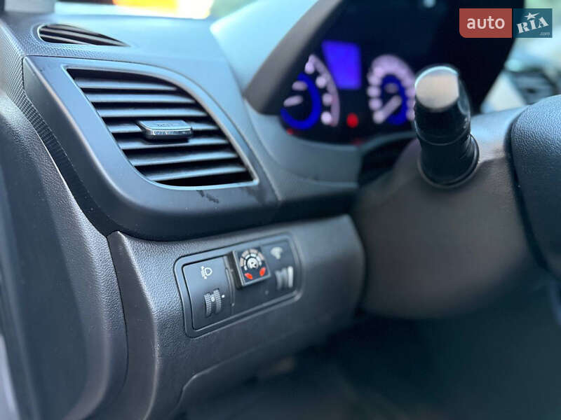 Седан Hyundai Accent 2012 в Черкассах