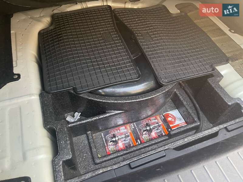 Седан Hyundai Accent 2007 в Киеве