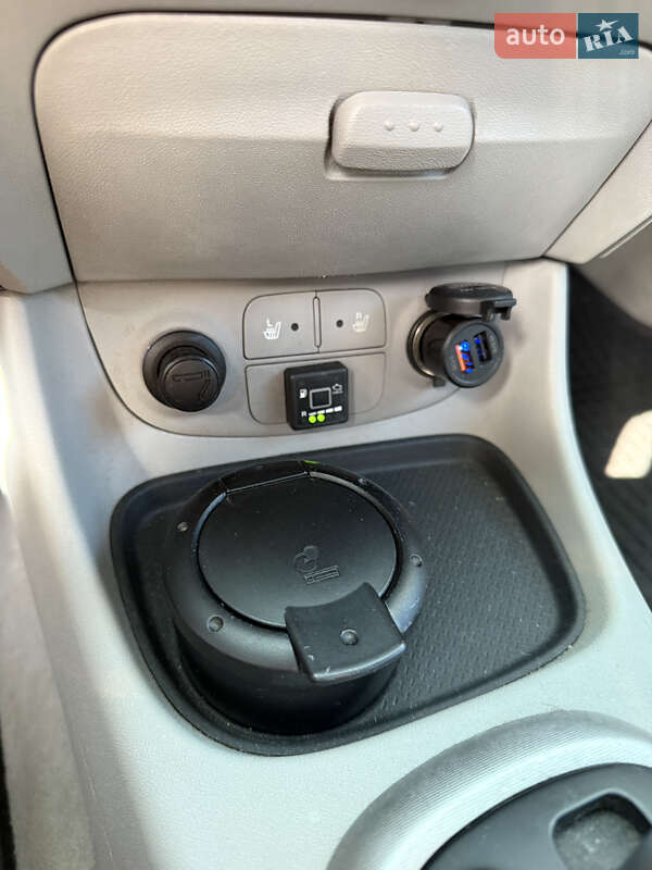 Седан Hyundai Accent 2008 в Днепре