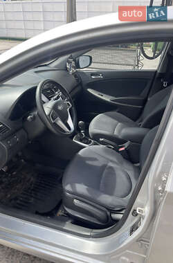 Седан Hyundai Accent 2011 в 