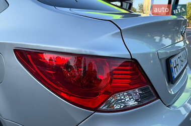 Седан Hyundai Accent 2011 в 