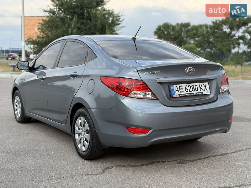 Седан Hyundai Accent 2019 в Днепре