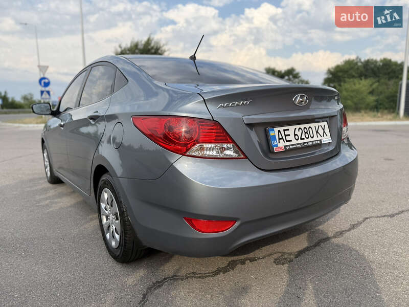 Седан Hyundai Accent 2019 в Днепре