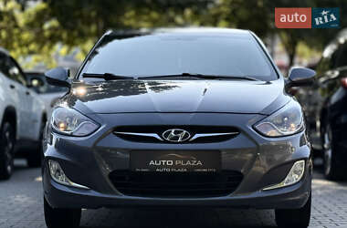 Седан Hyundai Accent 2011 в 