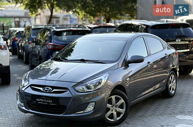 Седан Hyundai Accent 2011 в 