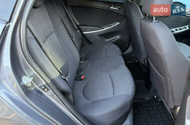 Седан Hyundai Accent 2011 в 
