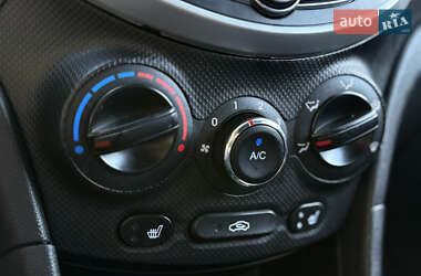 Седан Hyundai Accent 2011 в 
