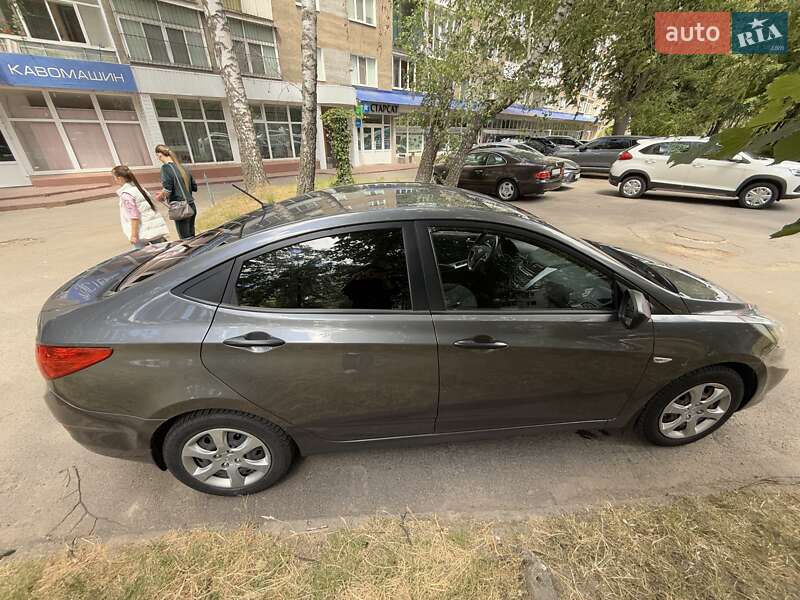 Седан Hyundai Accent 2013 в Виннице